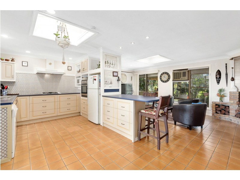 81 Larnook Street, Upper Lockyer QLD 4352