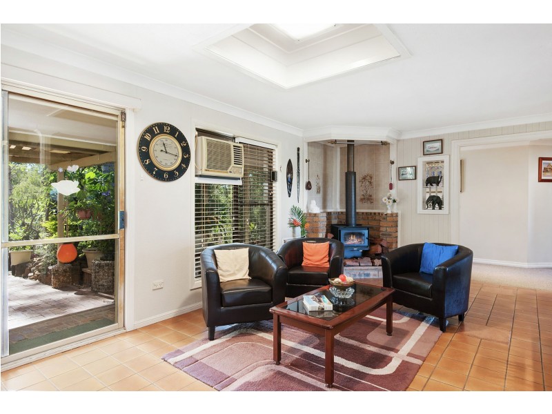 81 Larnook Street, Upper Lockyer QLD 4352