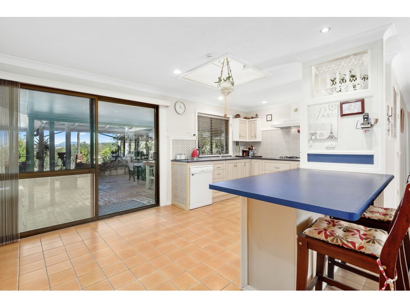 81 Larnook Street, Upper Lockyer QLD 4352