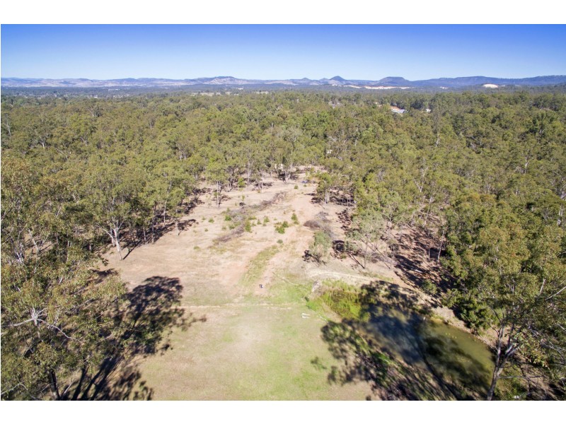 81 Larnook Street, Upper Lockyer QLD 4352