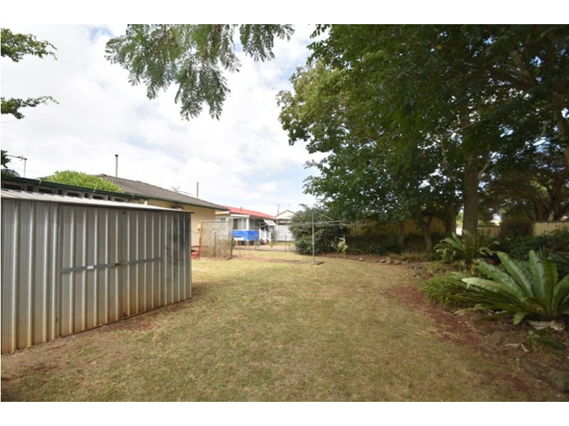 209 North Street, Rockville QLD 4350