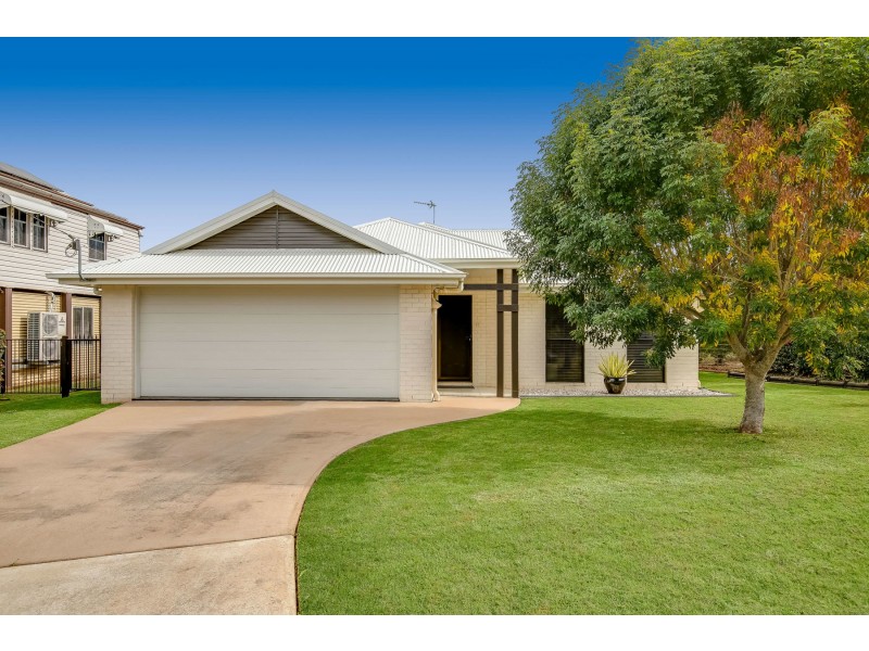 235 New England Highway, Harlaxton QLD 4350
