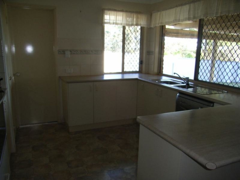 7 Snapdragon Street, Middle Ridge QLD 4350