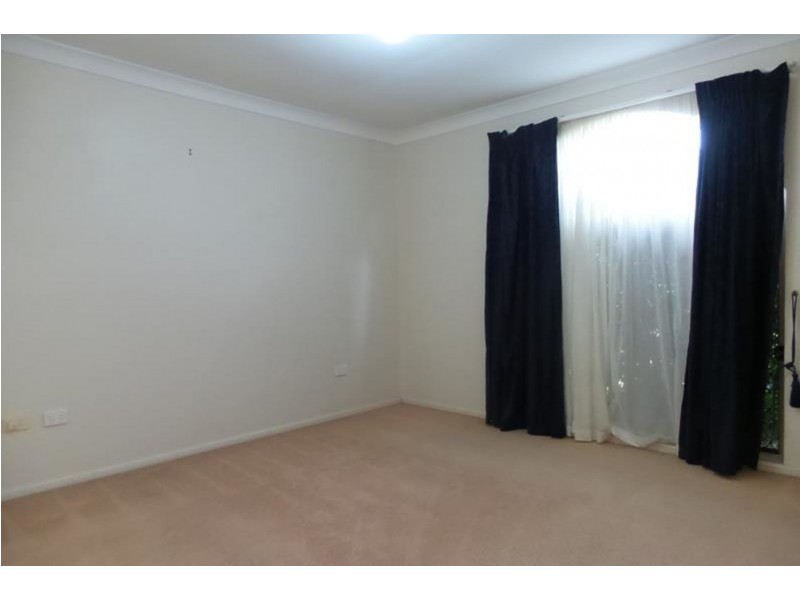 7 Snapdragon Street, Middle Ridge QLD 4350