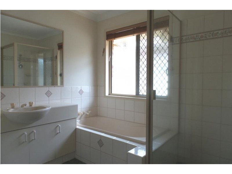 7 Snapdragon Street, Middle Ridge QLD 4350