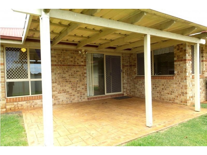 7 Snapdragon Street, Middle Ridge QLD 4350