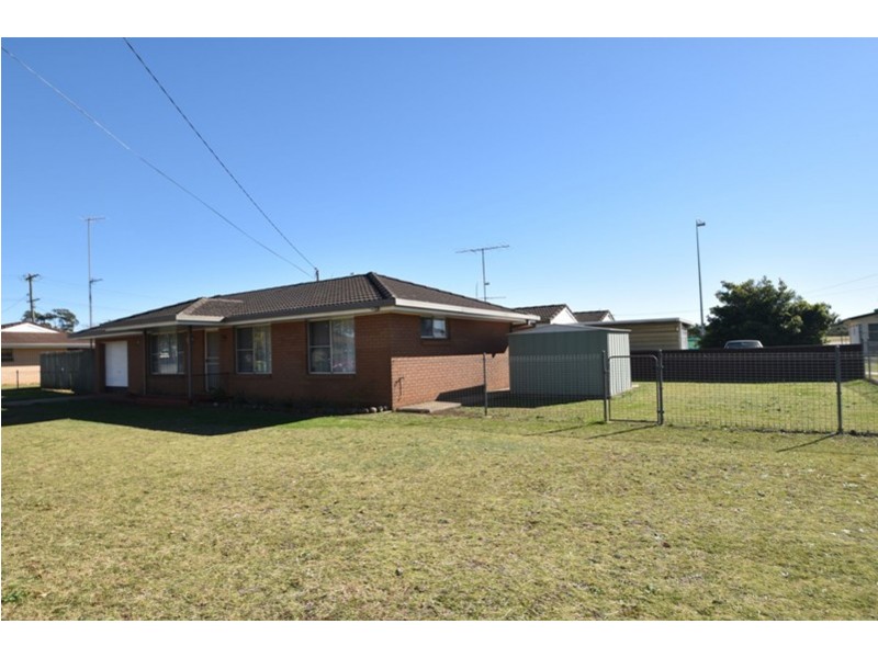 37 McFarlane Street, Wilsonton QLD 4350