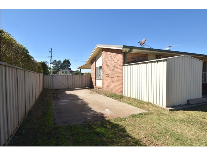 12 Balfour Street, Wyreema QLD 4352