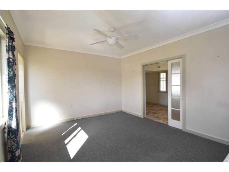 5 Gaydon Street, Newtown QLD 4350
