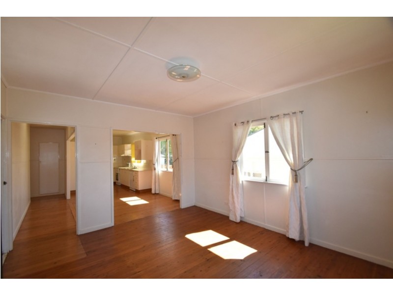 7 Dodd Street, Newtown QLD 4350