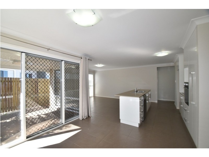 5/4 Alistair Street, Glenvale QLD 4350