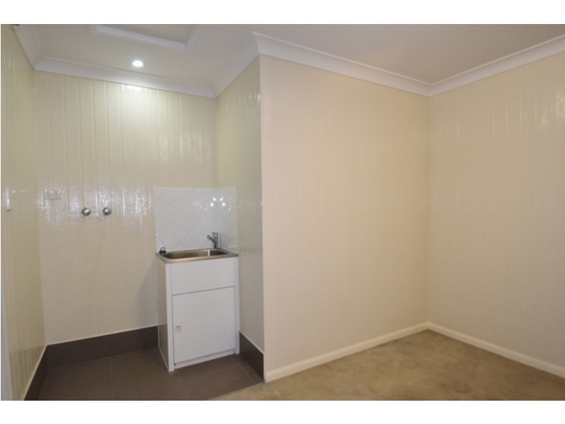 5/4 Alistair Street, Glenvale QLD 4350