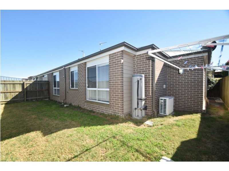 5/4 Alistair Street, Glenvale QLD 4350