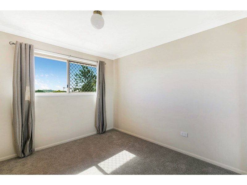 8/64 Gordon Avenue, Newtown QLD 4350