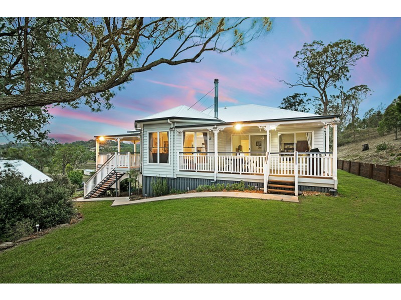 2 Saintly Place, Hodgson Vale QLD 4352