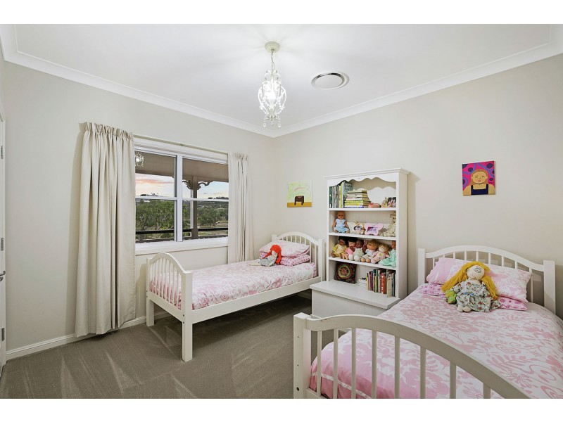 2 Saintly Place, Hodgson Vale QLD 4352