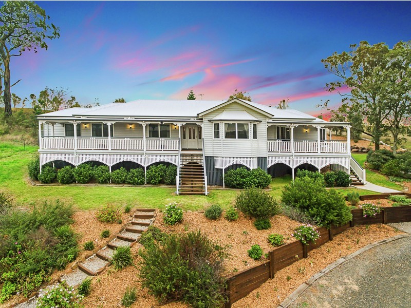 2 Saintly Place, Hodgson Vale QLD 4352