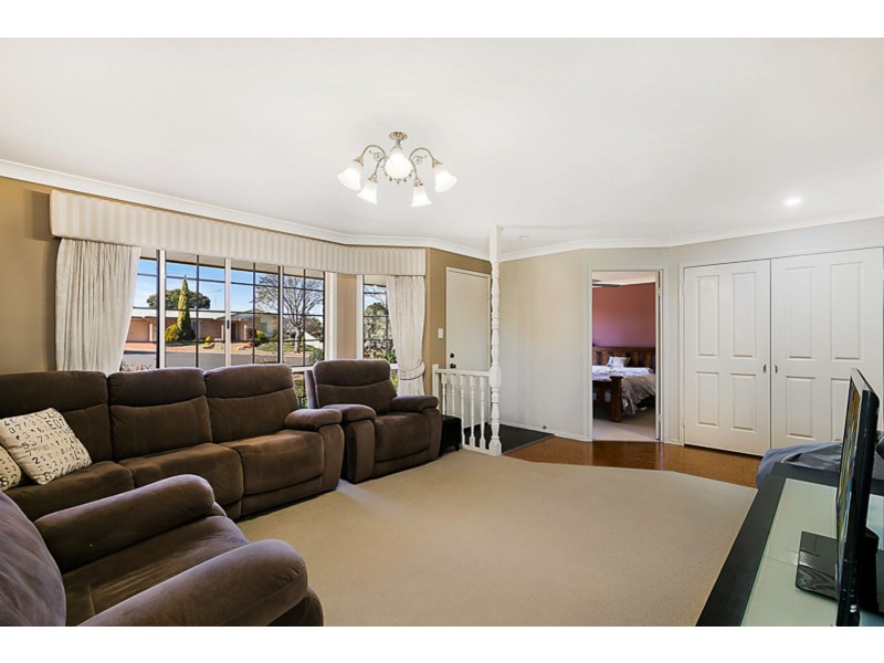 5 Caribou Court, Wilsonton QLD 4350