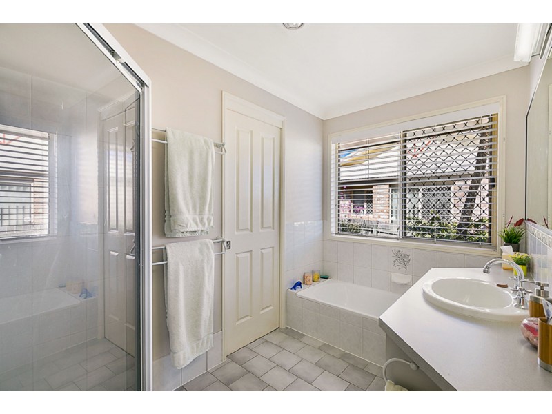 5 Caribou Court, Wilsonton QLD 4350