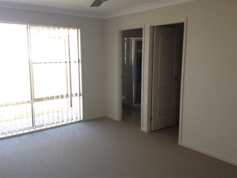 12 Taragon Street, Glenvale QLD 4350