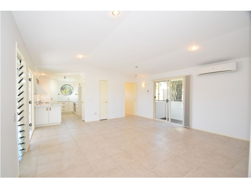 12 Panorama Drive, Glenvale QLD 4350