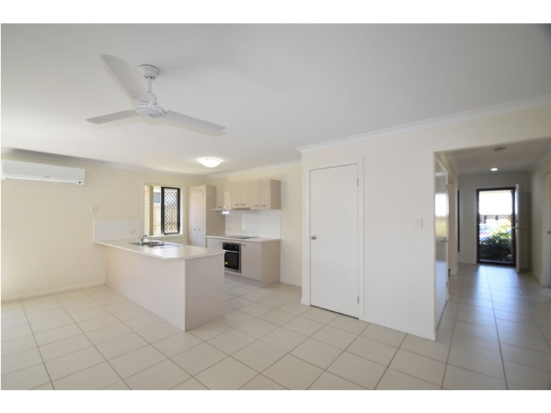 11 Abbey Street, Cranley QLD 4350
