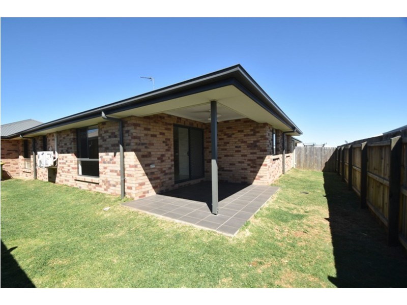 11 Abbey Street, Cranley QLD 4350