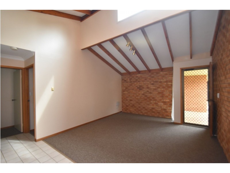 4/7 Norman Street, South Toowoomba QLD 4350