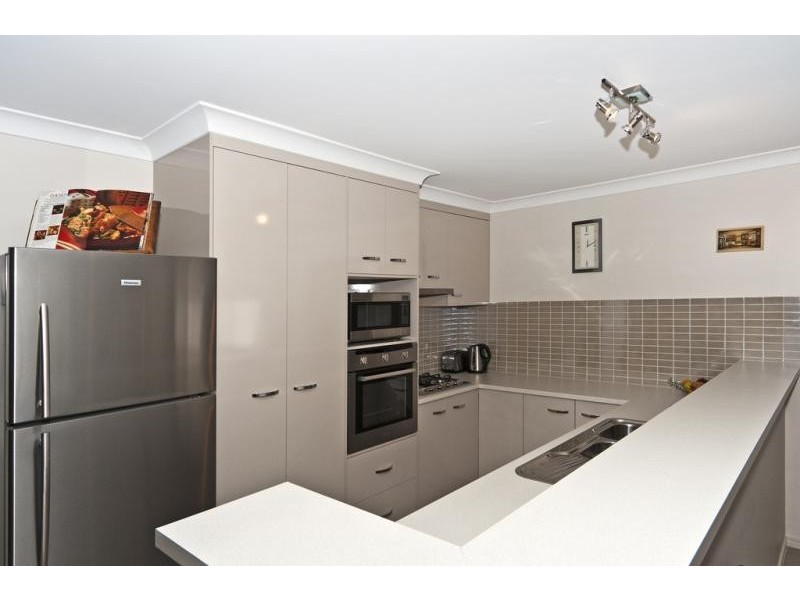 136 Kearney Street, Kearneys Spring QLD 4350