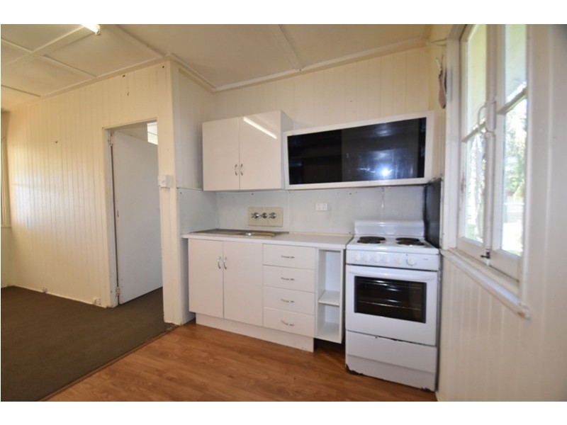 19/21 West Street, Newtown QLD 4350