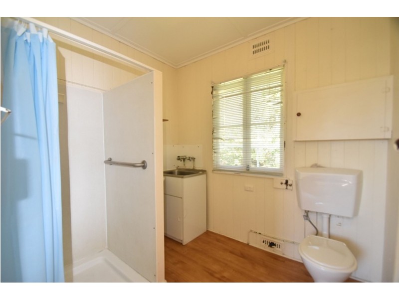 19/21 West Street, Newtown QLD 4350