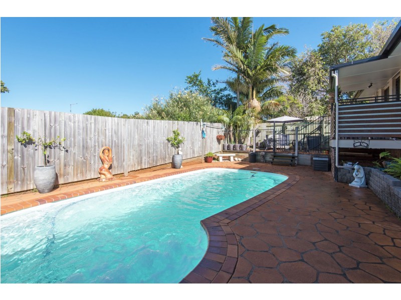 36 Agnes Street, Centenary Heights QLD 4350