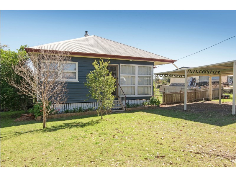 39 King Street, Goombungee QLD 4354