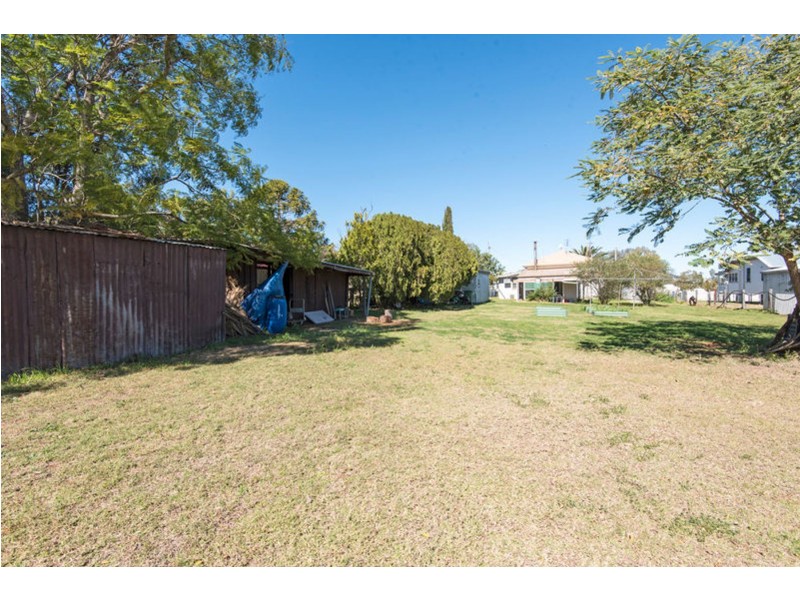 7 Hartwig Street, Goombungee QLD 4354
