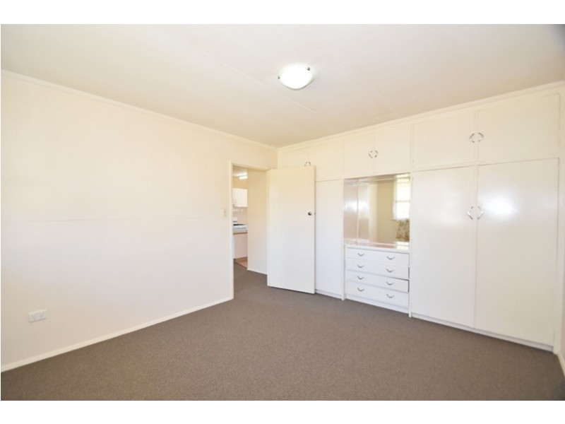 3/4A Burns Street, East Toowoomba QLD 4350