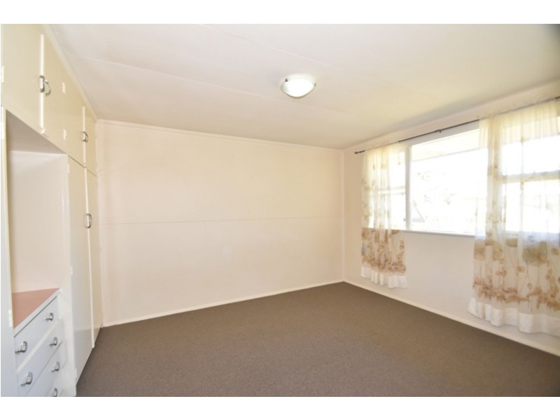 3/4A Burns Street, East Toowoomba QLD 4350