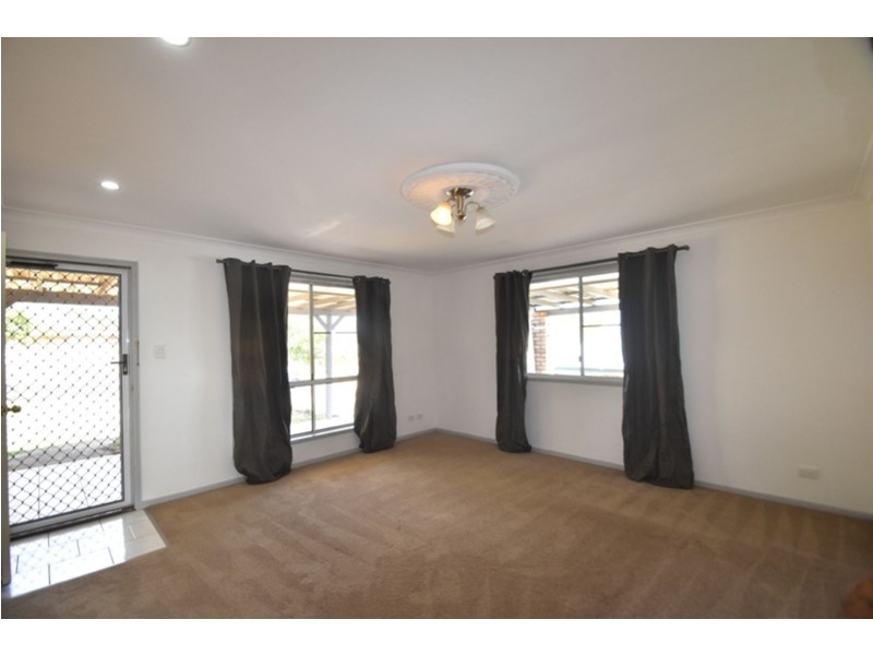 6 Dalzell Crescent, Darling Heights QLD 4350