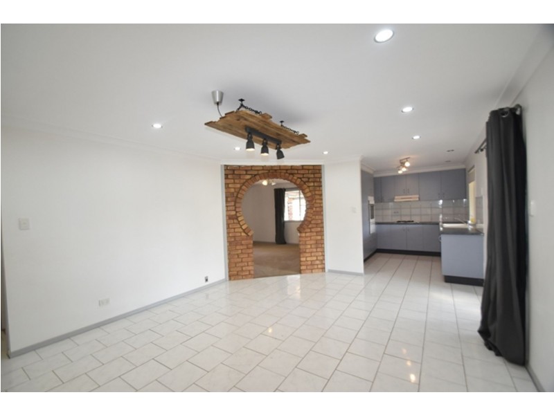6 Dalzell Crescent, Darling Heights QLD 4350