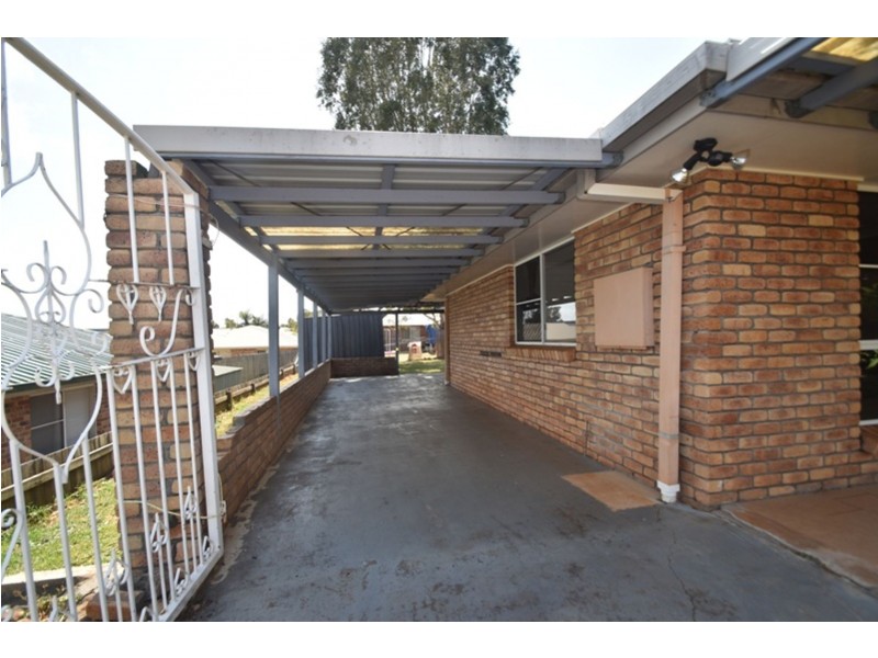 6 Dalzell Crescent, Darling Heights QLD 4350