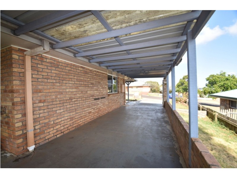6 Dalzell Crescent, Darling Heights QLD 4350