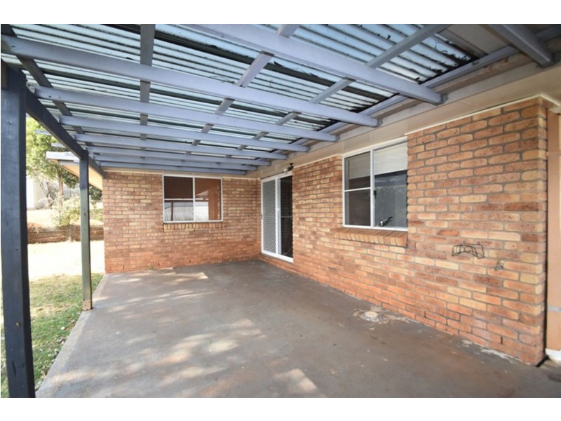 6 Dalzell Crescent, Darling Heights QLD 4350