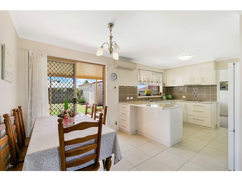 5 Janine Court, Kearneys Spring QLD 4350