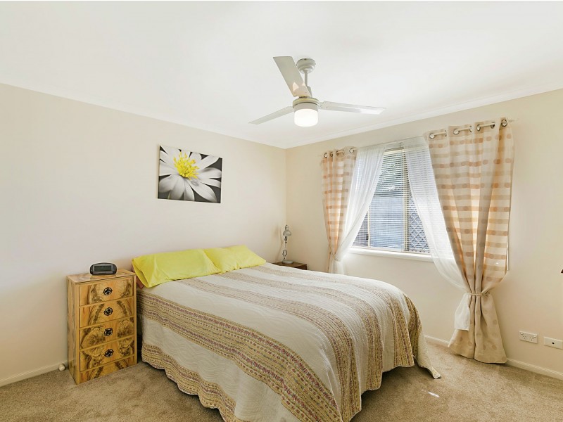 5 Janine Court, Kearneys Spring QLD 4350