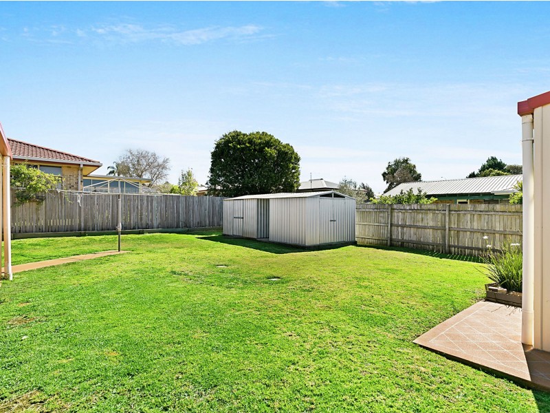 5 Janine Court, Kearneys Spring QLD 4350