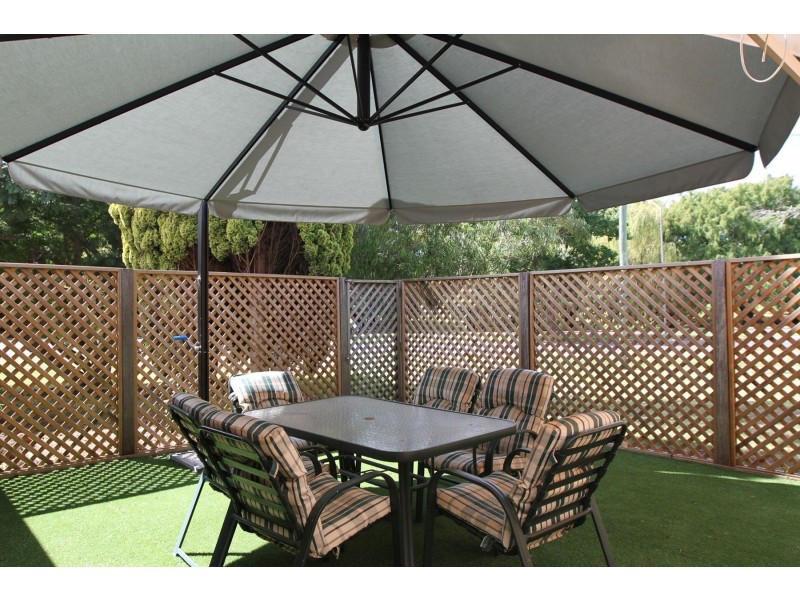 1/59 Kitchener Street, South Toowoomba QLD 4350