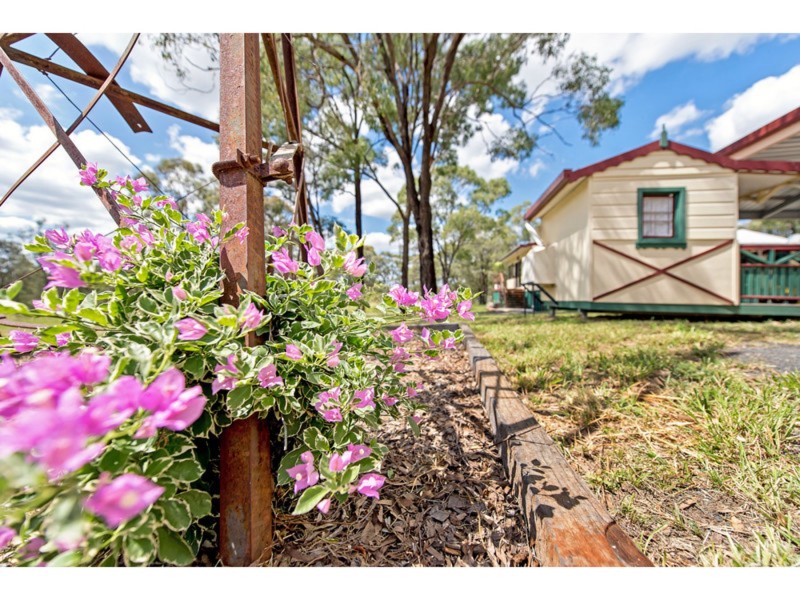 80 Golf Course Road, Goombungee QLD 4354