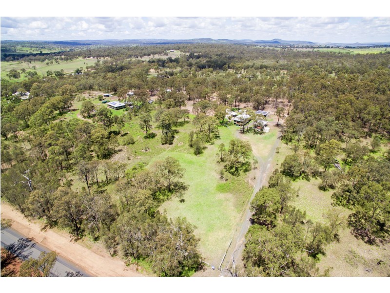 80 Golf Course Road, Goombungee QLD 4354
