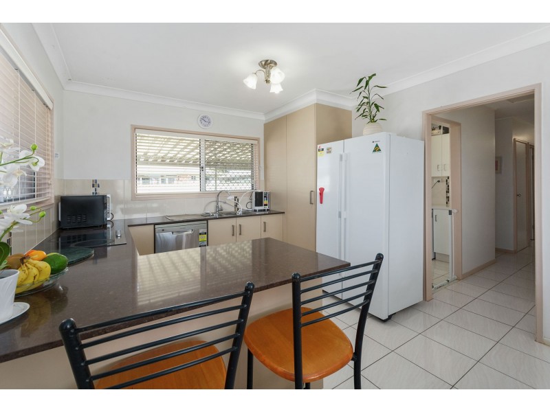 16 Canberra Street, Harristown QLD 4350