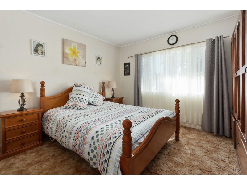 16 Canberra Street, Harristown QLD 4350