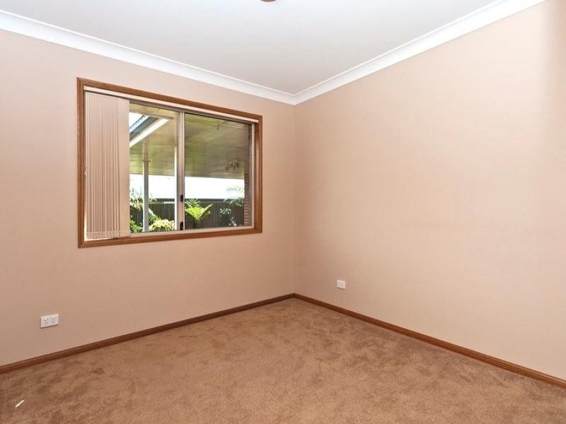 18 Manooka Crescent, Highfields QLD 4352
